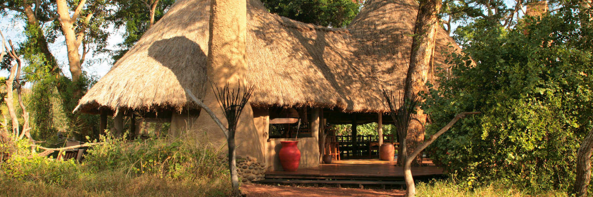 Ndarakwai kamp exclusief safarikamp in eigen concessie West Kilimanjaro in Noord- Tanzania Ndarakwai kamp exclusief safarikamp in eigen concessie West Kilimanjaro in Noord- Tanzania