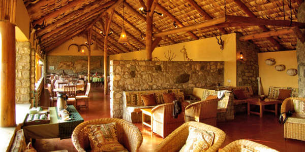 Ndutu Safari Lodge accommodatie lounge, Serengeti Nationaal Park in Tanzania Ndutu Safari Lodge accommodatie lounge, Serengeti Nationaal Park in Tanzania