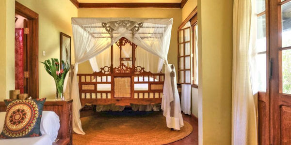 Ngare Sero Mountain Lodge suite interieur, Arusha Nationaal Park in Tanzania Ngare Sero Mountain Lodge suite interieur, Arusha Nationaal Park in Tanzania