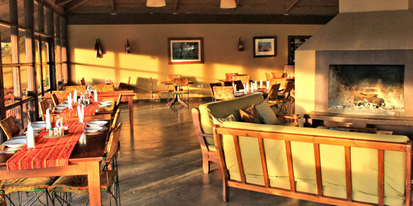 Rhino Lodge accommodatie restaurant en lounge, Ngorongoro Krater in Tanzania Rhino Lodge accommodatie restaurant en lounge, Ngorongoro Krater in Tanzania