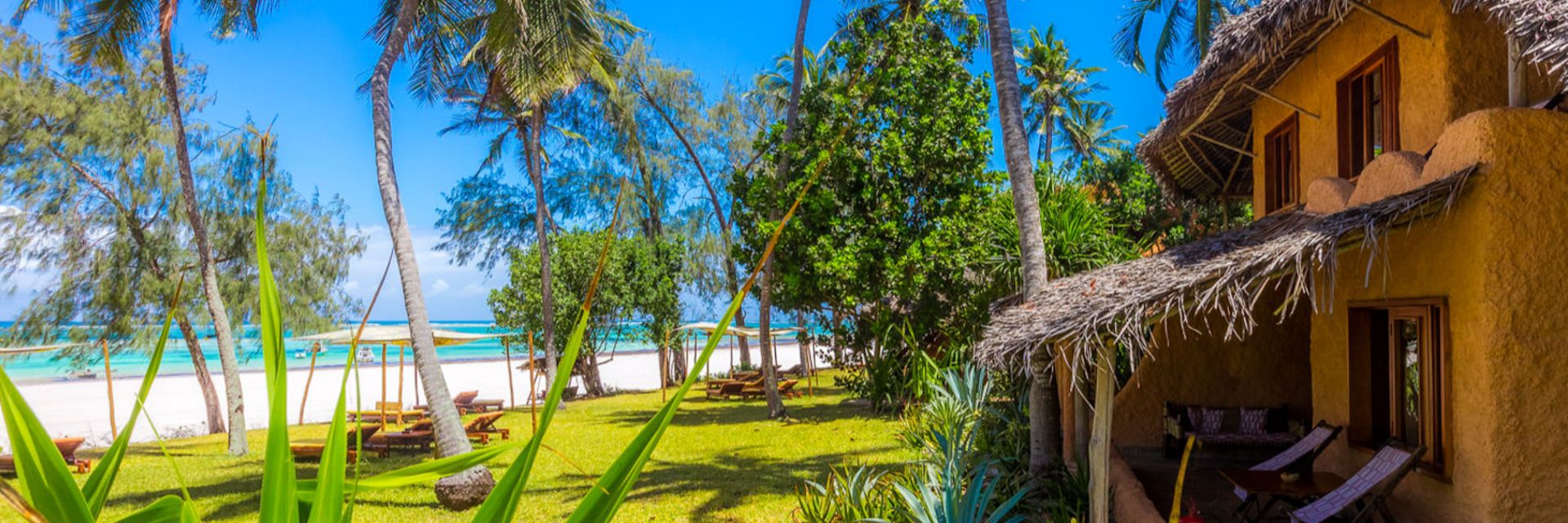 The Sands at Nomad is een exclusief kleinschalig resort in Diani Beach ten zuiden van Mombassa. The Sands at Nomad is een exclusief kleinschalig resort in Diani Beach ten zuiden van Mombassa.