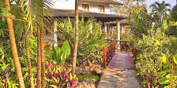Pinewood Beach Resort & Spa receptie en restaurant, Galu Beach in Kenia Pinewood Beach Resort & Spa receptie en restaurant, Galu Beach in Kenia