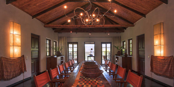 Plantation Lodge interieur restaurant, Ngorongoro Krater in Tanzania
