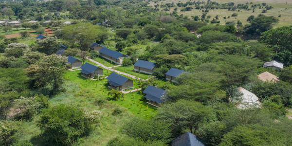 PrideInn Mara ligging savannah tents, Masai Mara in Kenia PrideInn Mara ligging savannah tents, Masai Mara in Kenia