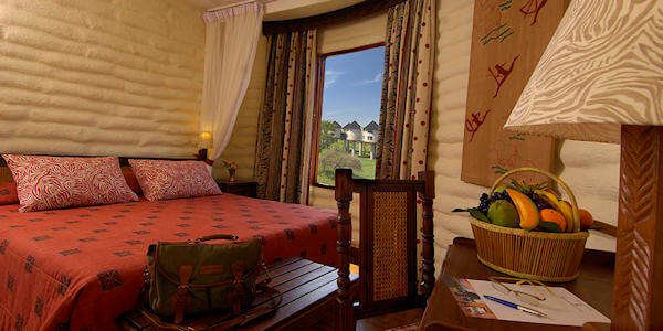 Salt Lick Safari Lodge standaard kamer inrichting, Tsavo West Nationaal Park in Kenia