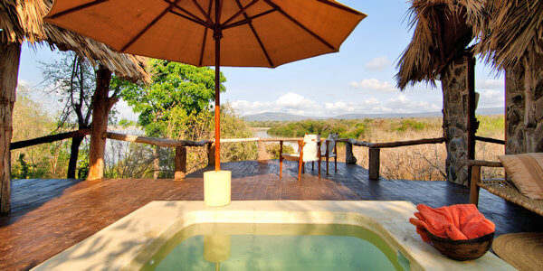 Sand Rivers Selous villa met jacuzzi, Nyerere Nationaal Park in Tanzania