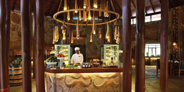 Sarova Mara Game Camp isokon buffet restaurant, Masai Mara in Kenia Sarova Mara Game Camp isokon buffet restaurant, Masai Mara in Kenia