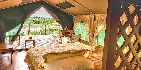 Selous Impala Camp accommodatie safaritent interieur, Nyerere Nationaal Park in Tanzania Selous Impala Camp accommodatie safaritent interieur, Nyerere Nationaal Park in Tanzania