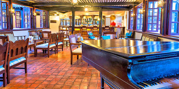 Serena Beach Resort & Spa nyota terrace bar, Bamburi en Shanzu Beach in Kenia Serena Beach Resort & Spa nyota terrace bar, Bamburi en Shanzu Beach in Kenia