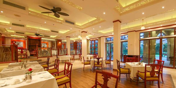 Dar es Salaam Serena Hotel serengeti restaurant, Dar Es Salaam in Tanzania Dar es Salaam Serena Hotel serengeti restaurant, Dar Es Salaam in Tanzania
