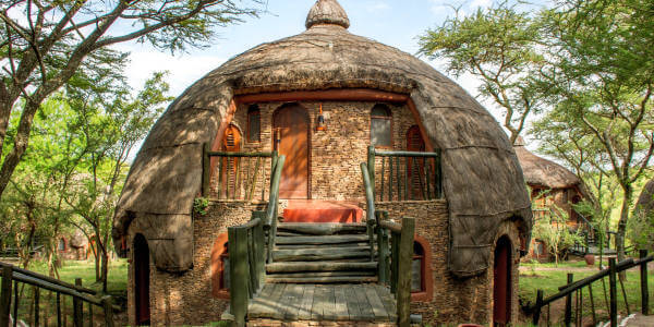Serengeti Serena Safari Lodge - Serengeti Nationaal Park, Tanzania Serengeti Serena Safari Lodge - Serengeti Nationaal Park, Tanzania - Exterieur standaardkamer