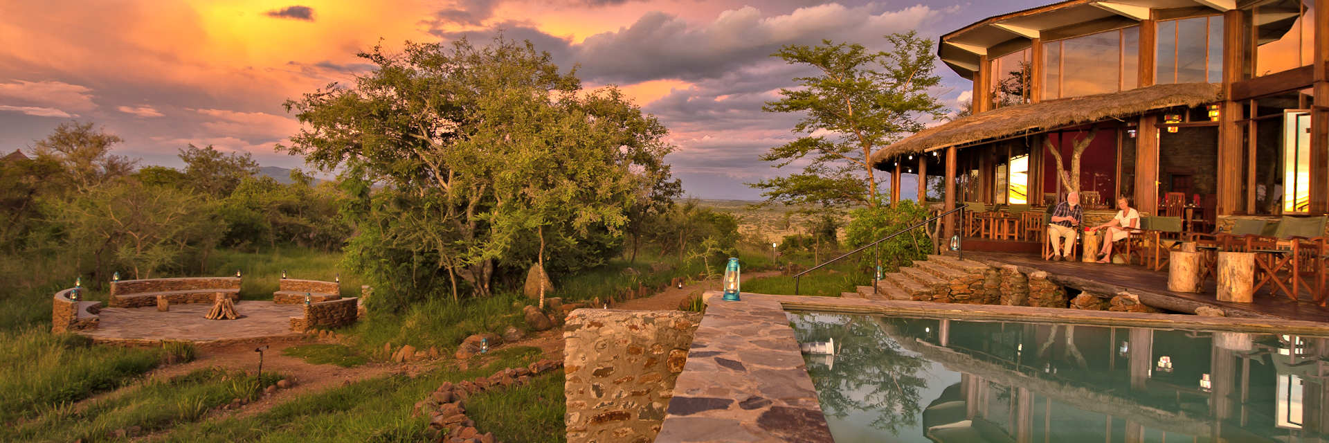 Serengeti Simba Lodge nabij de Grumeti in het westelijk deel van de Serengeti in Tanzania Serengeti Simba Lodge nabij de Grumeti in het westelijk deel van de Serengeti in Tanzania