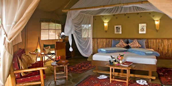 Kibo & Mawenzi suite interieur om te genieten in alle comfort tijdens de safari. Kibo & Mawenzi suite interieur om te genieten in alle comfort tijdens de safari, accommodatie Tsavo West Nationaal Park in Kenia