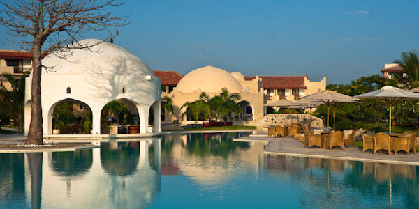 Swahili Beach Resort - Boabab Poolbar - Diani Beach, Kenia Swahili Beach Resort - Boabab Poolbar - Diani Beach, Kenia