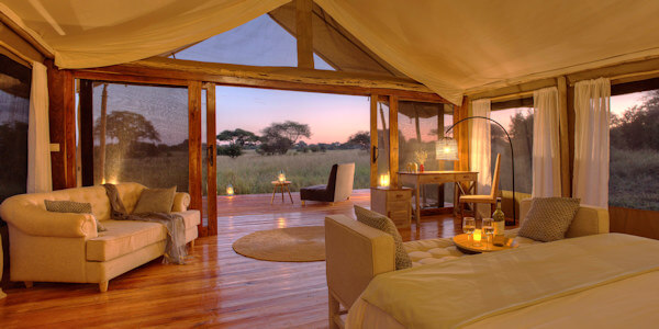 Tarangire Ndovu Tented Lodge inrichting suitetent, Tarangire Nationaal Park in Tanzania Tarangire Ndovu Tented Lodge inrichting suitetent, Tarangire Nationaal Park in Tanzania