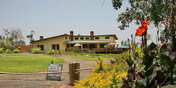 Tloma Mountain Lodge restaurant en lounge, Ngorongoro Krater in Tanzania Tloma Mountain Lodge restaurant en lounge, Ngorongoro Krater in Tanzania