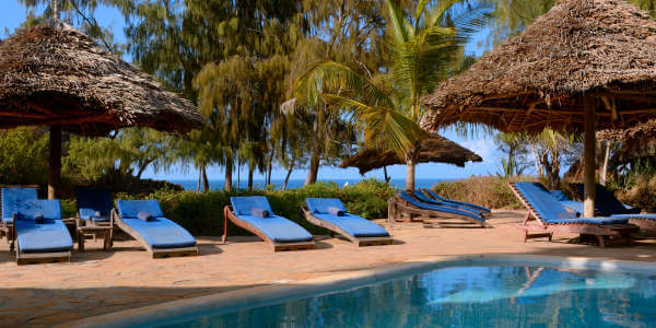 Unguja Lodge - Zwembad - Zanzibar, Tanzania Unguja Lodge - Zwembad - Zanzibar, Tanzania