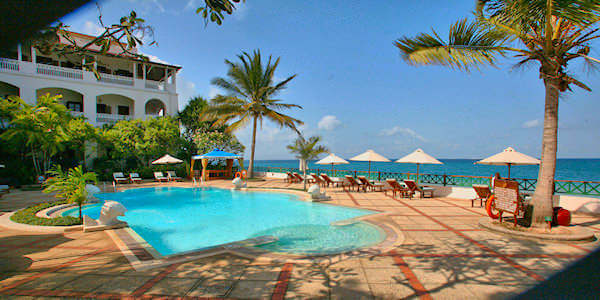 Zanzibar Serena Inn zwembad terras, Zanzibar Stone Town in Tanzania